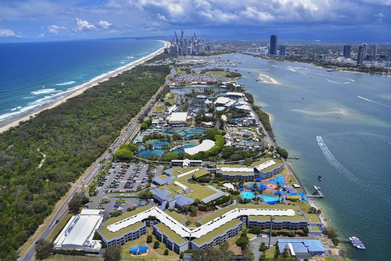 Sea World 4* Main Beach